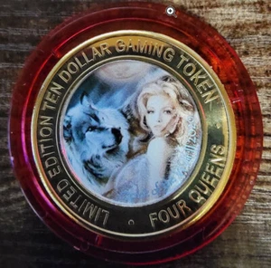 2020 FOUR QUEENS 10 $ RED Cap .999 Silver Strike Lady & Wolf Faces January - Bild 1 von 2