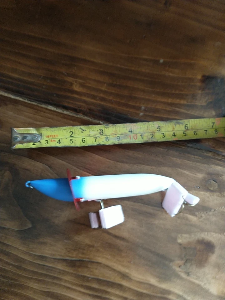 Señuelo de pesca Heddon Slopenose Topwater X0200BONE hueso/cuello rojo, 4-7/8" Foto 1 de 4