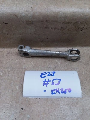 Brazo de palanca de placa de freno trasero Kawasaki KX250 1974 1975 1976 vintage bueno 52 ARP E23 Foto 1 de 3