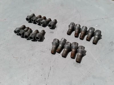 FIAT 500L 2014-2017 rueda fácil llanta tuerca tuerca juego de 20 piezas OEM Foto 1 de 4