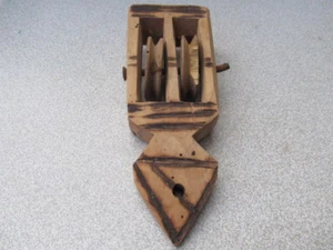 OLD WOODEN PRIMITIVE HAND MADE WOODEN PART OF WEAVING LOOM - Picture 1 of 8
