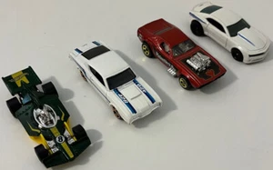 Lot of 4 Super Cool Hot Wheels Dodge, Mercur Cyclone, Camaro & Formula Flashback - Picture 1 of 7