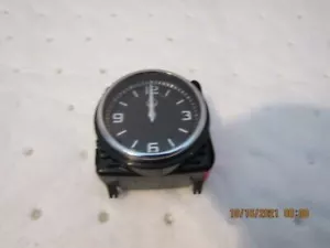 2015 MERCEDES S-CLASS Analog Clock ID 2228270000 - Picture 1 of 3