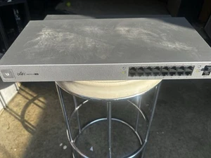 UBIQUITI UNIFI US-16-150W 16-PORT POE+ SWITCH WITH NO RACK EARS - Picture 1 of 3
