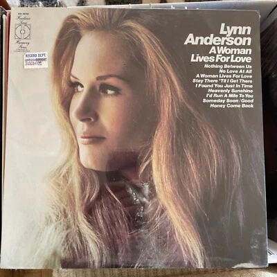 LYNN ANDERSON A WOMAN LIVES FOR LOVE ~ KH 30760 ~ 1971 LP SEALED - Image 1 of 2