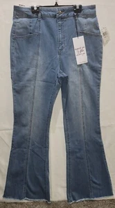 Estrella de vainilla diseñada en Nueva York W31/13 costura delantera acampanada - Imagen 1 de 5