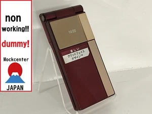 【Factice !】 Panasonic P001 (couleur rouge) au-japon téléphone portable qui ne fonctionne pas - Photo 1 sur 3
