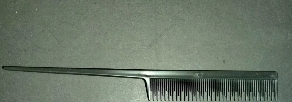 Peine de burlas Diane #D36 8" de largo 1" de alto plástico negro nuevo nunca usado Foto 1 de 2