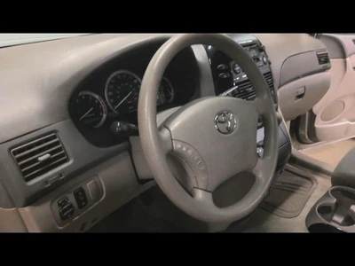 Columna de dirección usada se adapta a: Toyota Sienna 2004 tablero cambio grado A Foto 1 de 4