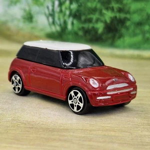 Mini Cooper Diecast Modelo 1/64 (84) - Buen Estado por Maisto - Imagen 1 de 6