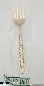 Tenedor de ensalada de plata esterlina con encaje nupcial Lunt 6,75" *NUEVO* - Imagen 1 de 1
