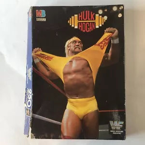 WWF Hulk Hogan Puzzle Box 1990 MB 250 Pezzi Vintage World Wrestling Federation - Foto 1 di 24