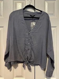 NWT Express Women's Tie Front Twill Shirt Long Sleeves Sz Medium - Picture 1 of 6
