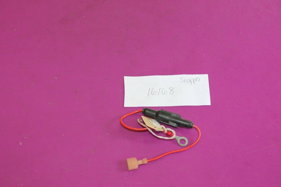 Portafusibles Pargo NOS. Parte 16168. Adquirido en un concesionario cerrado. Ver foto. Foto 1 de 1