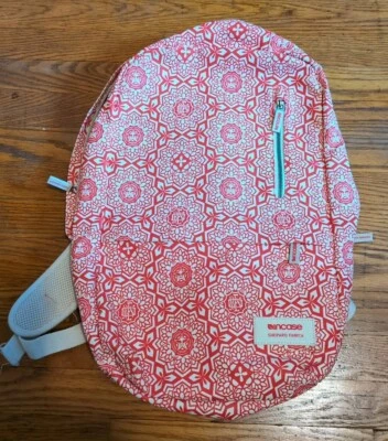 INCASE Shepard Fairey РЕДКИЙ РЕДКИЙ рюкзак для ноутбука дорожный чехол поп-арт граффити  - Изображение 1 из 4