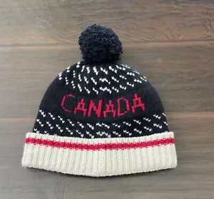 Roots Canada Women's Lambs Wool Knit Black/Red Beanie Pom Hat - One Size NWOT - Picture 1 of 8