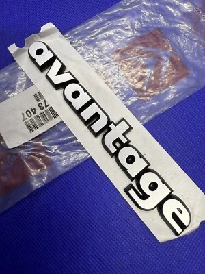 Logo insignia emblema monograma trasero citroën ventaja zx original 96173407 nuevo - Imagen 1 de 4