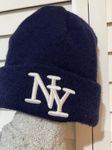 Knitted Hat New York NY Winter Warm Adult Cuffed Beanie Cap Lined EUC Navy - Picture 1 of 3