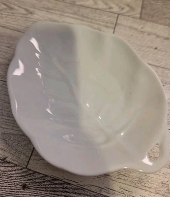 Plato de hoja de porcelana Lillian Vernon plato de jabón decorativo plato de baratija vintage  Foto 1 de 4