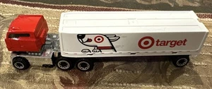 2013 Hot Wheels Target Semi Truck Rig With Dog And Target Aisle Driver - Picture 1 of 13