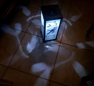 Солнечный садовый фонарь для птиц и ветвей. Металл и стекло. - Изображение 1 из 3