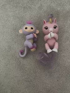 WowWee Fingerlings Pet Baby Monkey - Purple - Picture 1 of 1