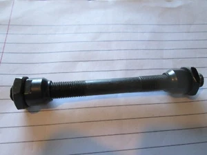 EJE DELANTERO HUECO DE BICICLETA - Imagen 1 de 1