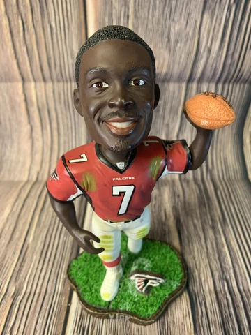 RARE Michael Vick Bobblehead Forever Collectibles Legends of the field /5000 Cover