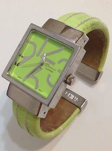Geneva Platinum Ladies Olive Green Good Condition Working Quartz Watch - Picture 1 of 6