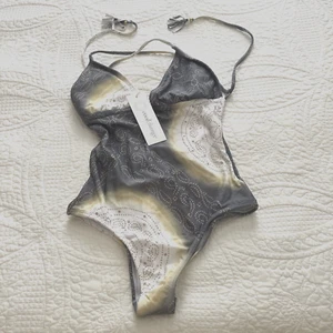 NUEVO CON ETIQUETAS "COLCHANGE" Correas Laterales Ajustables Triángulo Bikini Parte Inferior Traje de Baño Talla S LINDO - Imagen 1 de 7