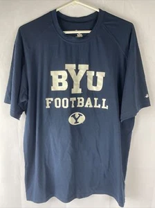 NUEVO SIN ETIQUETAS Brigham Young BYU Fútbol Tejón Deporte Azul Marino Manga Corta Camiseta Grande L - Imagen 1 de 8