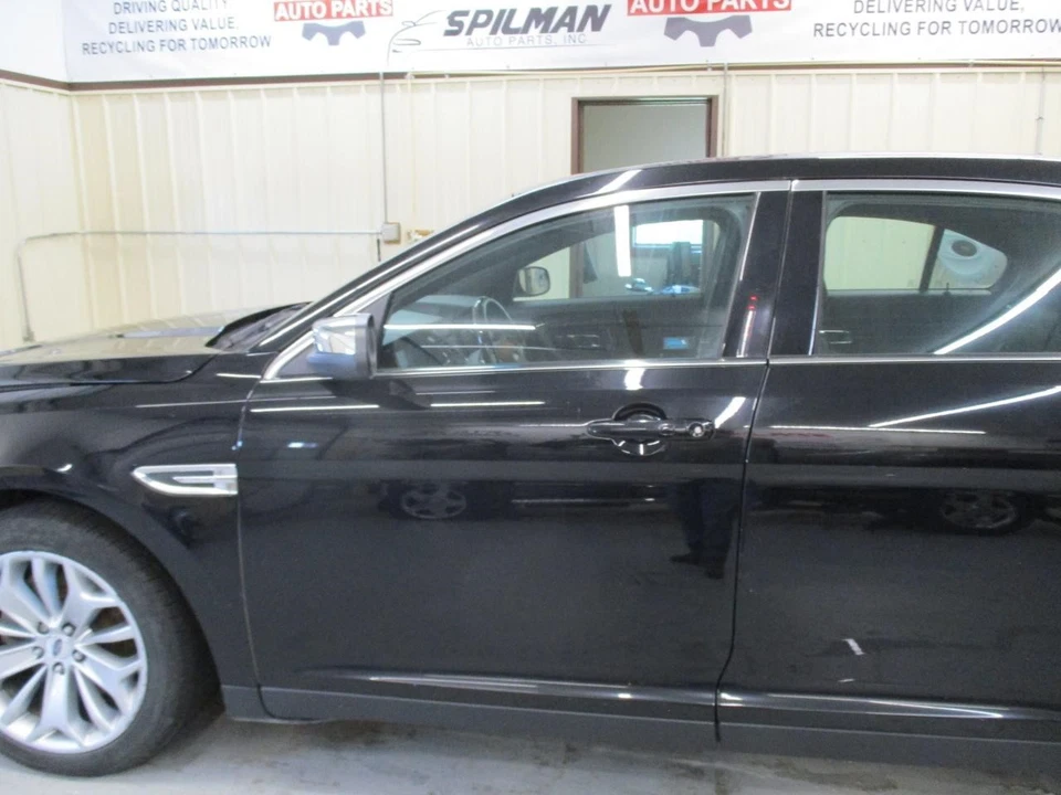 Used Front Left Door Assembly Front fits: 2017 Ford Taurus electric L. Limited F Foto 1 de 4