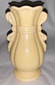 VTG SHAWNEE?? VASE YELLOW CINCHED BOWS RIBBON 7” - Picture 1 of 11