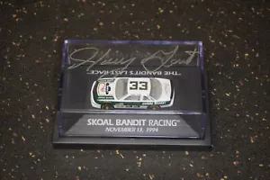 Skoal Bandit Racing 1994 NASCAR Diecast Car Signed by Harry Gant - Picture 1 of 5