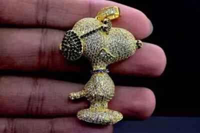 Colgante redondo de diamantes creado en laboratorio de 3 quilates para hombre enchapado en oro amarillo de 14 k Foto 1 de 4