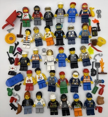 30 LEGO City MINIFIGURES + ACCESSORIES LOT: Police Fireman Space Construction - Image 1 of 2