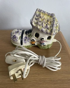 Vtge Hand Painted Derek Fowler Boot Night Light ‘Old Woman Who Lived In A Shoe’ - Picture 1 of 11