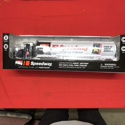 First Gear 79-0595 Speedway Limited Edition Mack Anthem Day Cab & Fuel Tank - Image 1 of 2