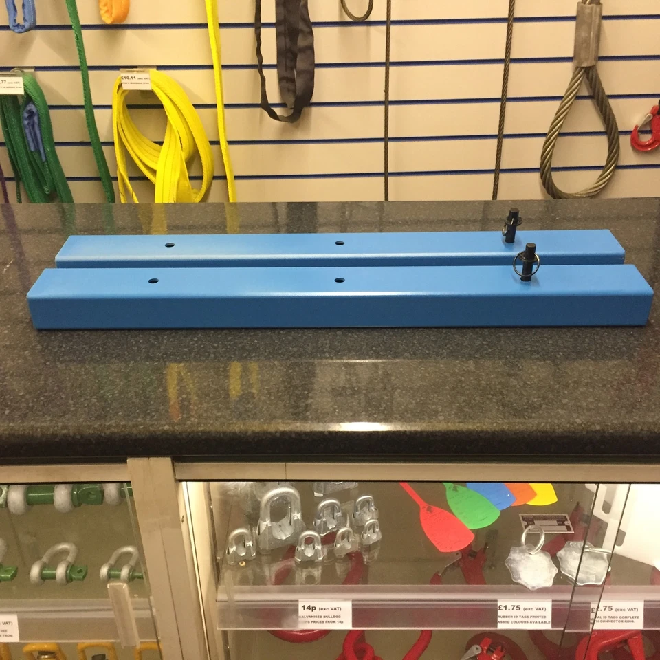 Genie Lift Material - Lift SLA Gabelverlängerungen C/W Pins