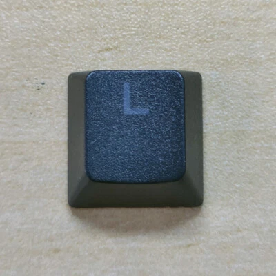 Single Replacement keycap for Alienware aw920k Tri-Mode Wireless Gaming Keyboard - Image 1 of 4