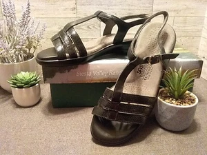 Women's SAS Comfort Shoes Capri/BlK Snake Sandals Sz 8W NEW IN BOX- MSRP $101.99 - Picture 1 of 14