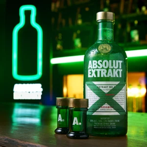 Absolut Vodka Extrakt Sammler Edition 700 ml 35% Voll + 2 Gläser Glas NEU OVP - Bild 1 von 1