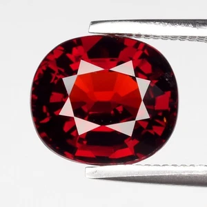 💎 2.69ct VS Cushion Natural Orangish Red Spessartite Garnet - Africa Gemstone - Picture 1 of 4