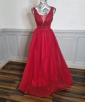 robe Soiree cérémonie longue buste dentelle et bas en tulle bordeaux Taille 38 - Photo 1/4