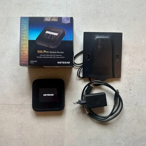 NETGEAR Mobile Router M6 Pro Nighthawk 5G WiFi 6E New 6GHz band - Foto 1 di 1