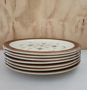 Set of 7 Johnson Brothers England KRISTINA Dinner Plates 10" - Picture 1 of 17