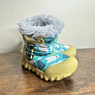 Botas de Nieve Baby Infant Bogs Puff Talla US 5-Euro 21 Aisladas Impermeables Invierno Foto 1 de 4