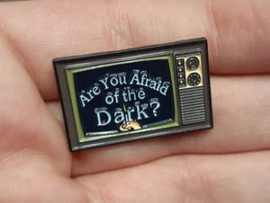 ARE YOU AFRAID OF THE DARK? Enamel PIN 90s Nostalgia Nickelodeon TV show pinback - Picture 1 of 2
