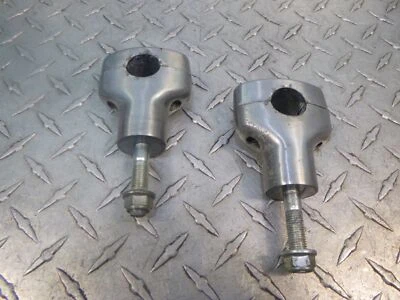 2008 Hyosung Aquila GV250 OEM HANDLEBAR HANDLE BAR RISER (TWO) - Image 1 of 4