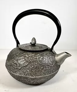 TETSUBIN Iron Kettle Nanbu Nambu Dragon Teapot Pot Japan Vintage Marked - Picture 1 of 8